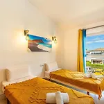 Sun Bay Ocean Retreat